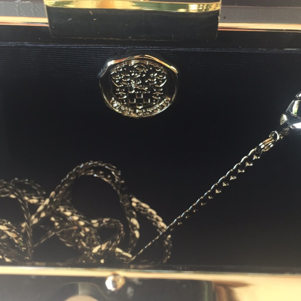 ๐๐๐VINCE CAMUTO๐๐๐
Clutch Purse!! - Picture 3 of 4